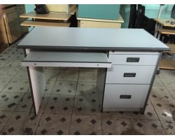 Thanh Lý Bàn Nhân Viên 1m2